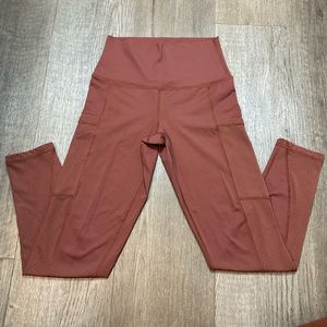 Arie chill play leggings with pockets